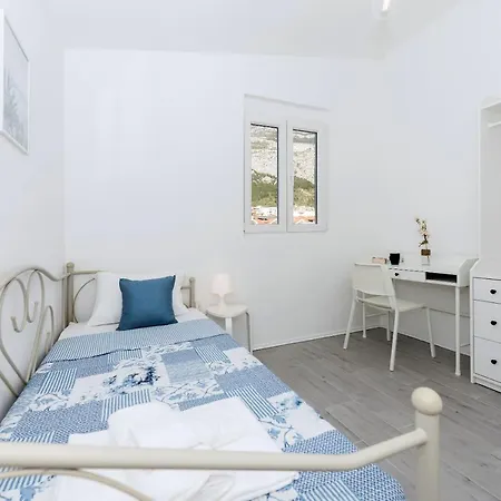 Apartament Vista Mare - 3 Bedroom, Sea View Makarska